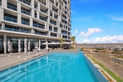 Apartment / Flat For Sale in Waterfall, Midrand