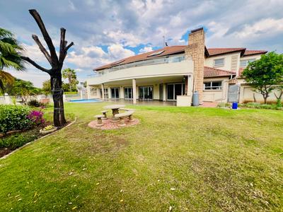 House For Sale in Theresa Park, Akasia