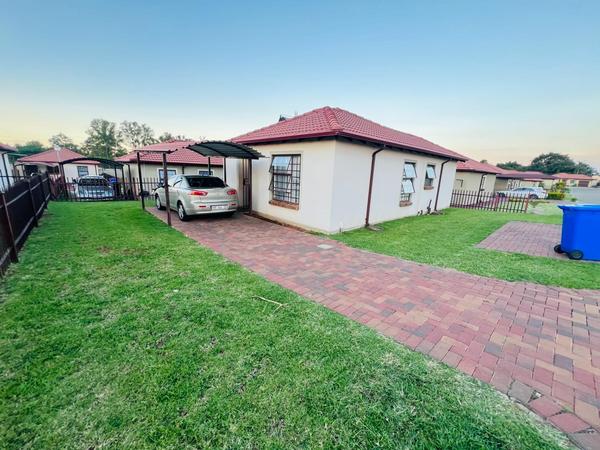 House For Sale in Heatherview, Akasia