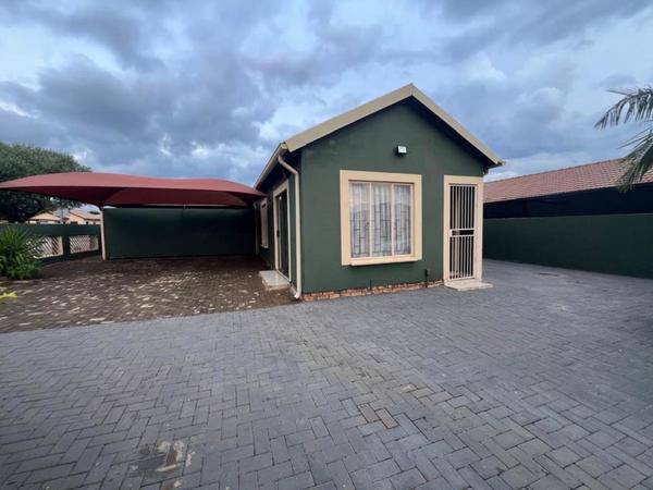 Property For Sale in Soshanguve East, Soshanguve