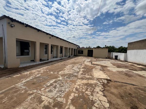 Commercial Property For Sale in Ga-Rankuwa Zone 2, Ga-Rankuwa